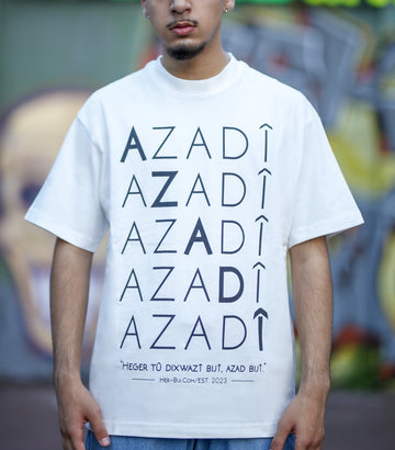 Oversized T-Shirts "AZADÎ" in Weiß